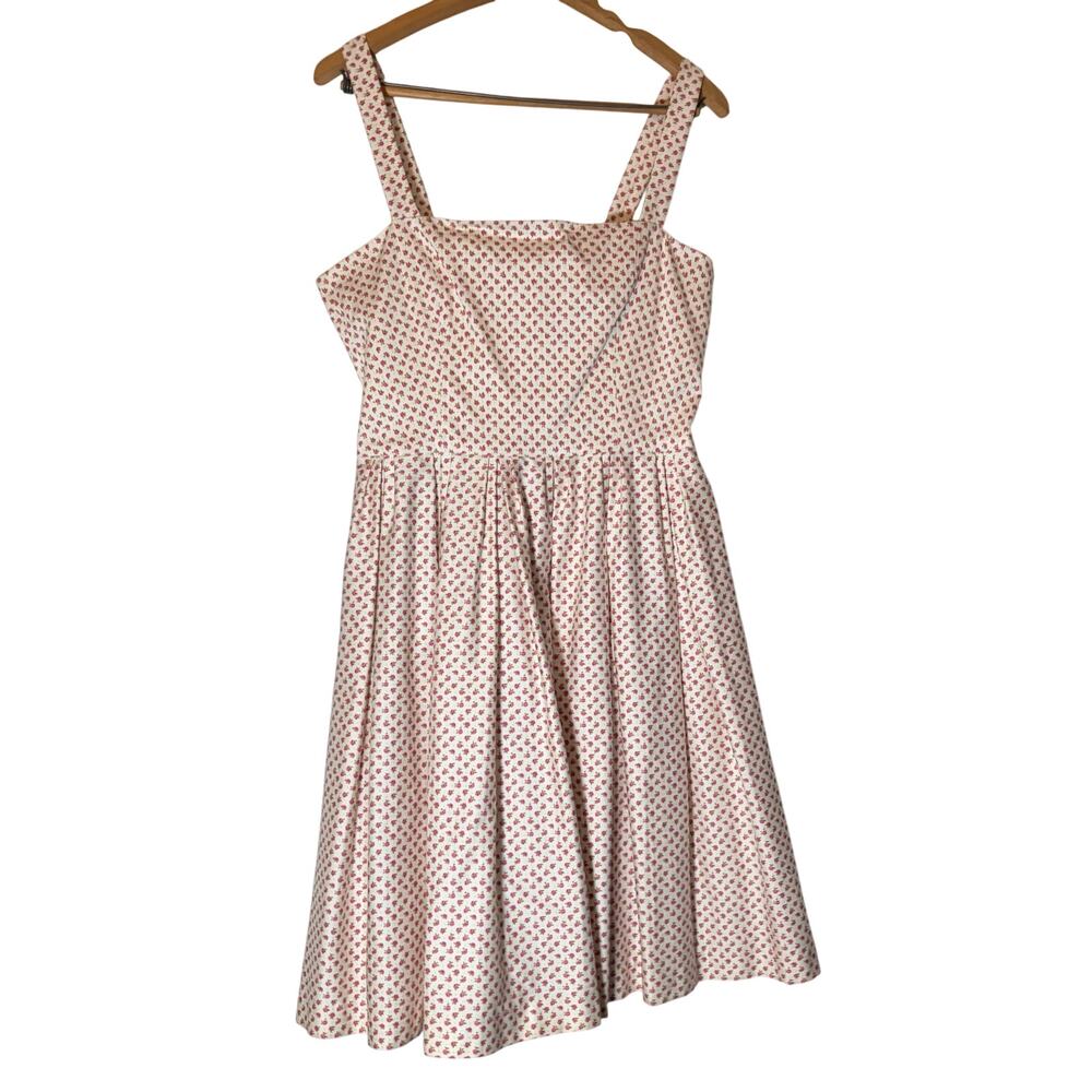 VTG Y2K Betsey Johnson New York fit flare floral sundress.  Size 10. Cottagecore